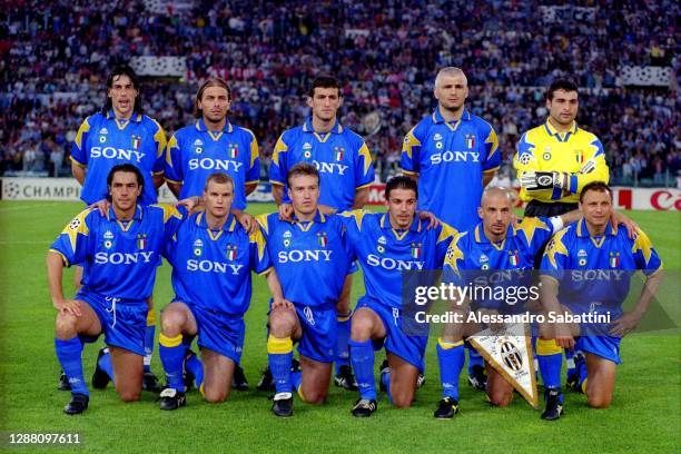 Juventus Team back row Moreno Torricelli, Antonio Conte, Ciro Ferrara, Fabrizio Ravanelli, Angelo Peruzzi, Front row Paulo Souza, Gianluca Pessotto,...