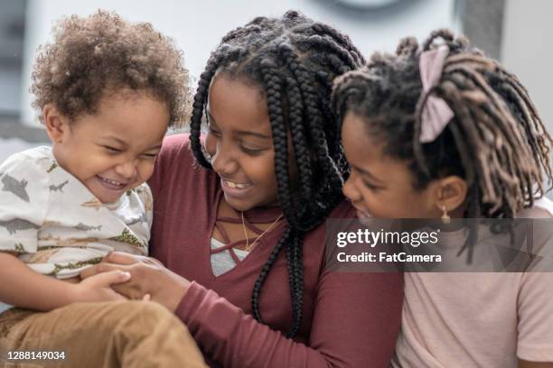 beautiful african american siblings - anti racism children stock pictures, royalty-free photos & images