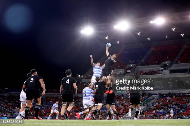 Akira Ioane of the All Blacks competes in the lineout during the 2020 Tri-Nations match between the Argentina Pumas and the New Zealand All Blacks at...