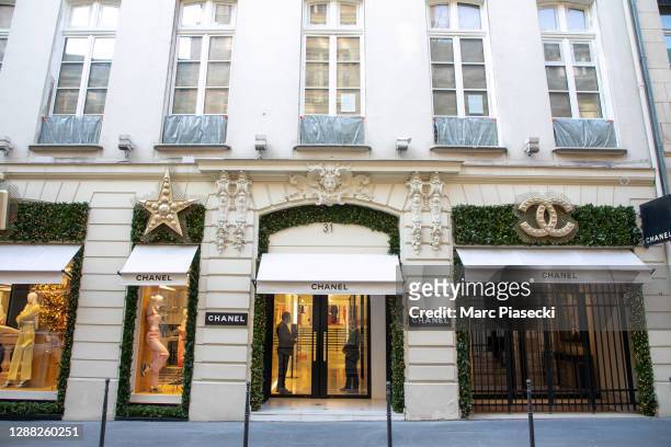 1,202 Chanel Store In France Photos and Premium High Res Pictures - Getty  Images