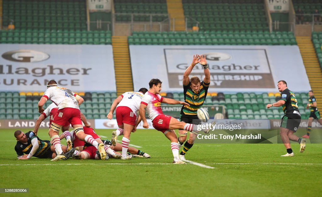 David Ribbans Rugby David Ribbans of Northampton Saints attempts to charge down a kick by ...