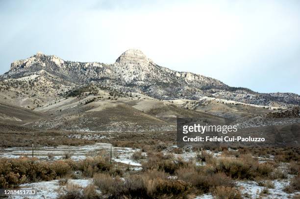 mountain landscape at cody, usa - cody glenn - fotografias e filmes do acervo