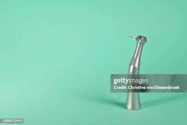 modern root channel treatment and dentistry - verbeult stock-fotos und bilder