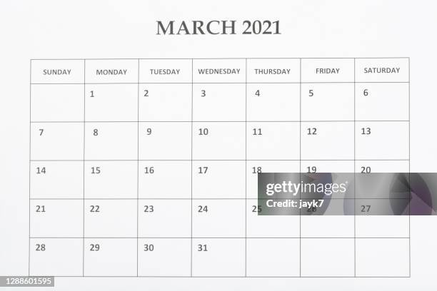 march month calendar - marzo fotografías e imágenes de stock