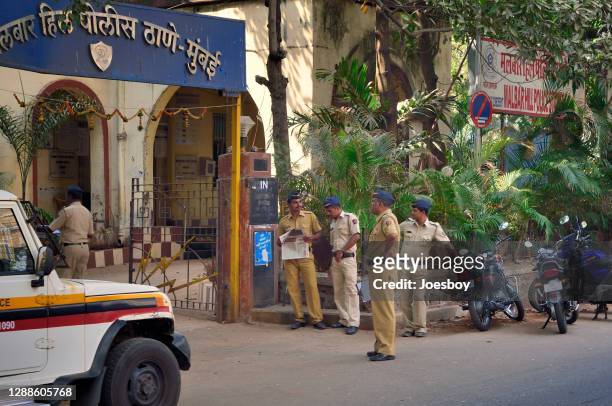 estación de policía de mumbai malbar hill - police station fotografías e imágenes de stock