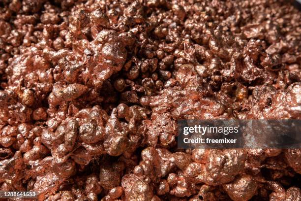large sack with copper - material reciclado imagens e fotografias de stock