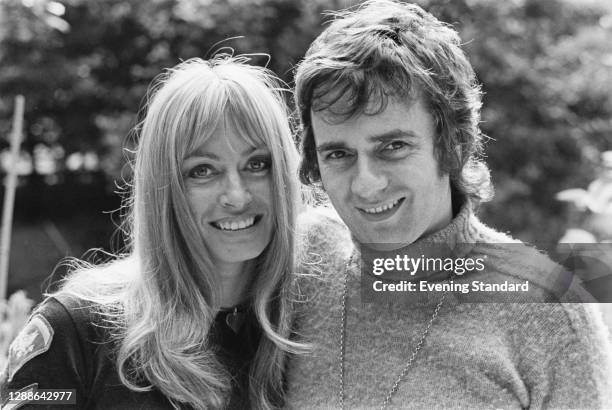 Married actors Suzy Kendall and Dudley Moore, UK, 1971.