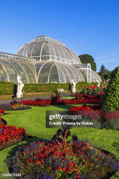 England, London, Richmond, Kew Gardens, The Palm House.