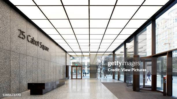 Corporate reception space with illuminated ceiling. 25 Cabot Square, London, United Kingdom. Architect: Carmody Groarke, 2019.