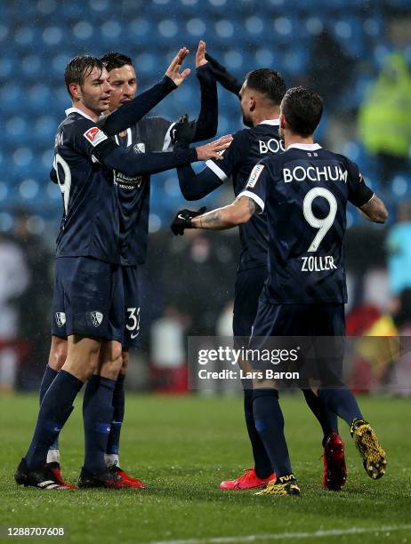 Robert Žulj of Bochum celebrate with his team mates after scores his team's 4th goal during the Second Bundesliga match between VfL Bochum 1848 and...