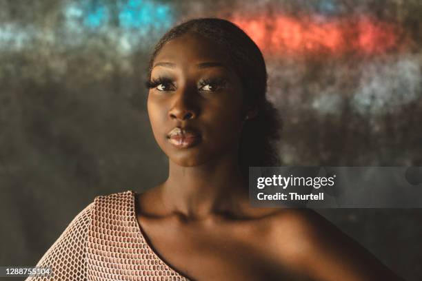 portrait of young african-australian girl - aboriginal girl stock pictures, royalty-free photos & images