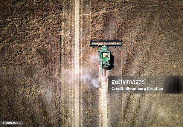 combine harvester - aerial single object stock pictures, royalty-free photos & images