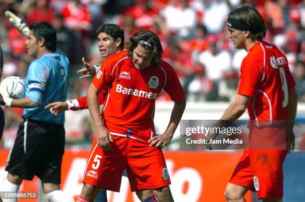 Ariel Rosada of Toluca reacts during the final match of the Apertura Tournament 2006 on December 10 , 2006 on Nemesio Diez Stadium in Toluca, Mexico.