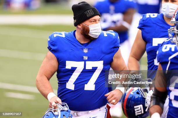 Spencer Pulley of the New York Giants walks off the field after the game against the Cincinnati Bengals at Paul Brown Stadium on November 29, 2020 in...