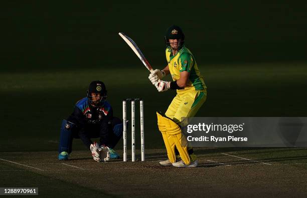 Steve Smith of Australia bats as KL Rahul of India keeps wicket during game three of the One Day International series between Australia and India at...