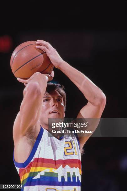 Todd Lichti, Shooting Guard for the Denver Nuggets prepares to make a free throw during the NBA Midwest Division basketball game against the...