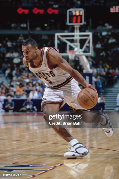 Ron Mercer, Small Forward and Shooting Guard for the Denver Nuggets during the NBA Midwest Division basketball game against the Detroit Pistons on...