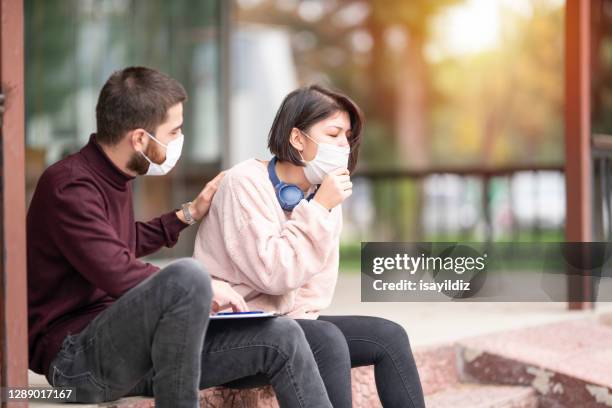 universty students with mask are at campus. - dare dorm stock pictures, royalty-free photos & images