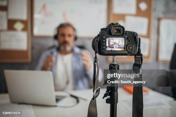 Student Camera Man 4,928 Man Presenting To Camera Stock Photos, High-Res Pictures, and ...