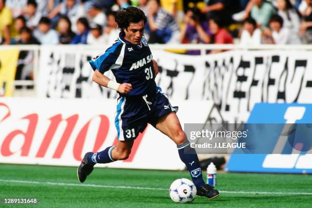 Paulo Futre of Yokohama Flugels in action during the J.League first stage match between Avispa Fukuoka and Yokohama Flugels at the Hakata-no-Mori...