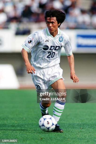 Hong Myung-bo of Bellmare Hiratsuka in action during the J.League first stage match between Gamba Osaka and Bellmare Hiratsuka at the Expo '70...