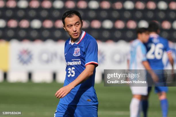 Feng Xiaoting of Shanghai Shenhua in action during the AFC Champions League Group F match between Shanghai Shenhua and Ulsan Hyundai at the Jassim...