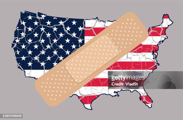 stockillustraties, clipart, cartoons en iconen met verenigde staten van amerika politiek concept shattered gekraakt grunge usa flag map - two paths: america divided or united