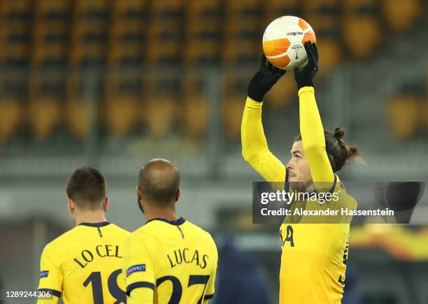 Gareth Bale of Tottenham Hotspur celebrates after scoring their team's first goal during the UEFA Europa League Group J stage match between LASK and...