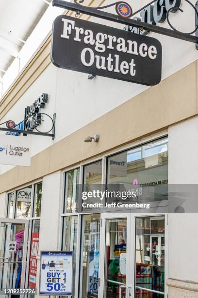 High Spring Outlets 68 Orlando International Premium Outlets Stock Photos, High-Res ...