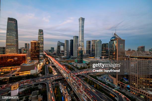 beijing central business district gebäude skyline nacht, peking china stadtbild - pecking stock-fotos und bilder