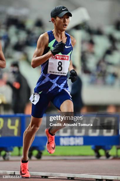 Suguru Osako of Japan competes in the men's 10,000m during the JAAF Athletics Championships Distance Events at Yanmar Stadium Nagai on December 04,...