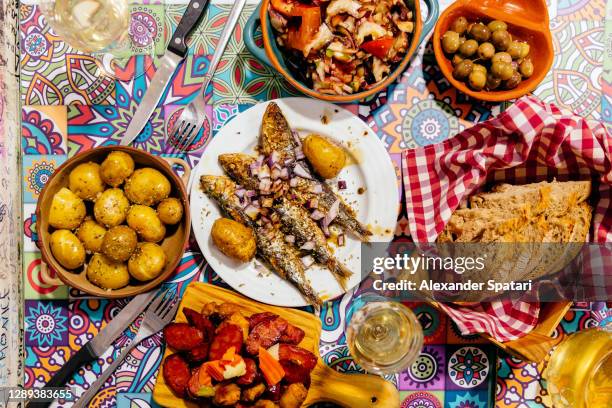 traditional portuguese dinner, directly above view - portugiesische kultur stock-fotos und bilder