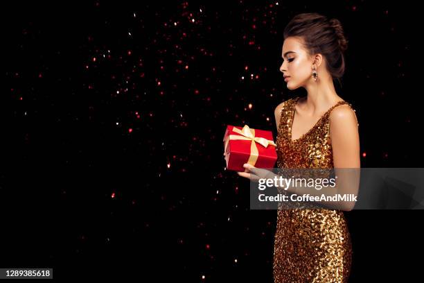 beautiful girl with present box - earring box stock pictures, royalty-free photos & images