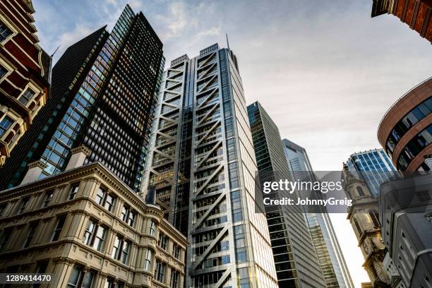 mix of old and new architecture in london financial district - salesforce tower stock pictures, royalty-free photos & images