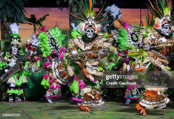 Aztec Ritual Dance Photos and Premium High Res Pictures - Getty Images