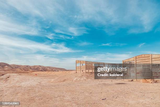 abandoned military base in the desert - military base stock pictures, royalty-free photos & images