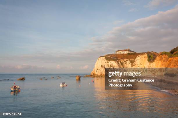 freshwater bay - freshwater bay isle of wight 個照片及圖片檔