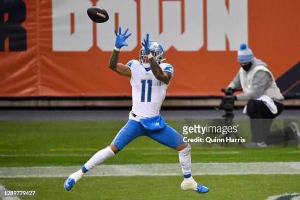 Marvin Jones Jr. #11 of the Detroit Lions catches a 25-yard touchdown reception against the Chicago Bears during the second half at Soldier Field on...