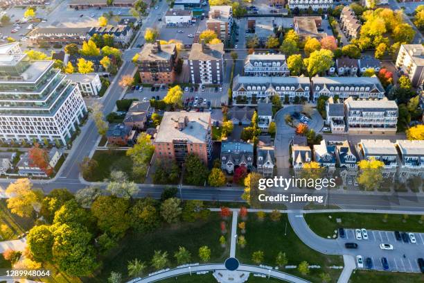 aerial bill hill promenade park at the lakeside of lake ontario, oakville, canada - oakville ontario stock pictures, royalty-free photos & images