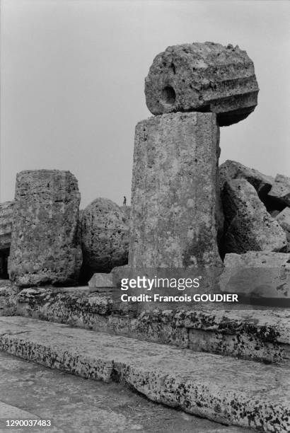 Ruines d'un Temple grec à Selimonte en août 1997 en Sicile, Italie