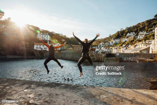 let's do this! - woman free diving stock pictures, royalty-free photos & images