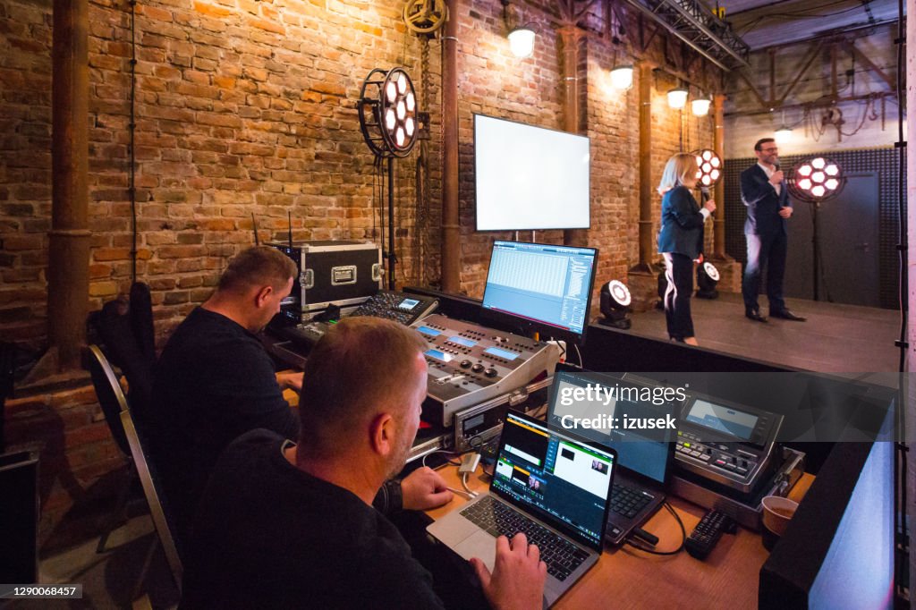 Zakelijke conferentie backstage