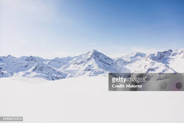panoramic view of snowcapped mountains. winter in kuethai, tirol, austria. - nevada fotografías e imágenes de stock