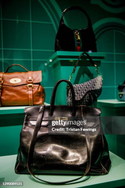 6,383 Birkin Bag Images Stock Photos, High-Res Pictures, and Images - Getty  Images