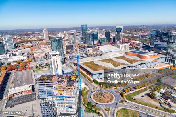 downtown nashville aerial - conference centre exterior stock pictures, royalty-free photos & images
