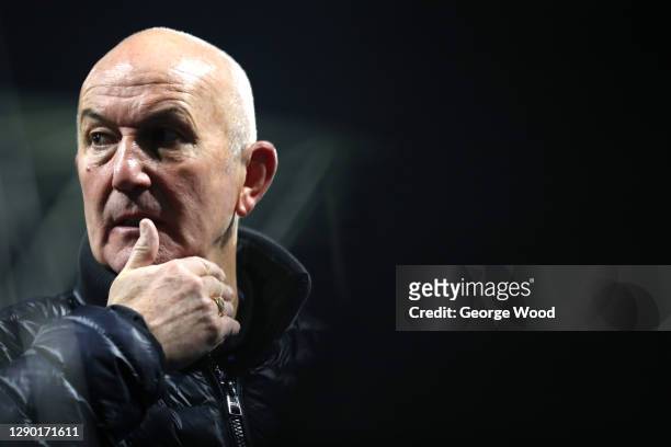 Manager Tony Pulis of Sheffield Wednesday reacts following the Sky Bet Championship match between Huddersfield Town and Sheffield Wednesday at John...