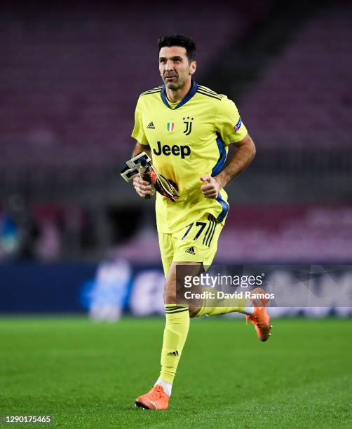 Gianluigi Buffon of Juventus looks on during the UEFA Champions League Group G stage match between FC Barcelona and Juventus at Camp Nou on December...