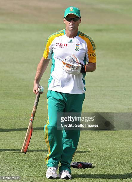 Coach Gary Kirsten of South Africa looks on during a team training session at Sahara Park Newlands on October 10, 2011 in Cape Town, South Africa.