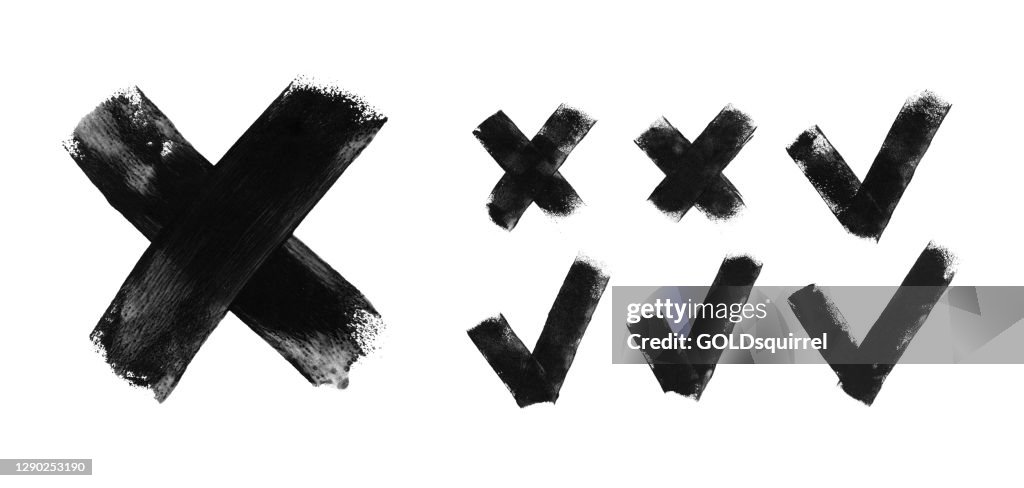 Set von sieben trendigen flachen Beispielen von Häkchen und Kreuz-Symbole - von Hand bemalt von schwarzer Acrylfarbe auf weißem Papier Hintergrund Vektor-Illustration mit erstaunlich ungleichmäßigen natürlichen unregelmäßigen Pinselstrichen - grafis