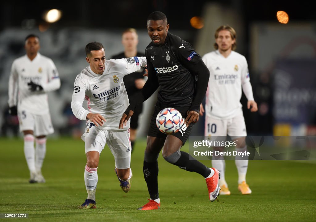 Real Madrid v Borussia Moenchengladbach: Group B - UEFA Champions League